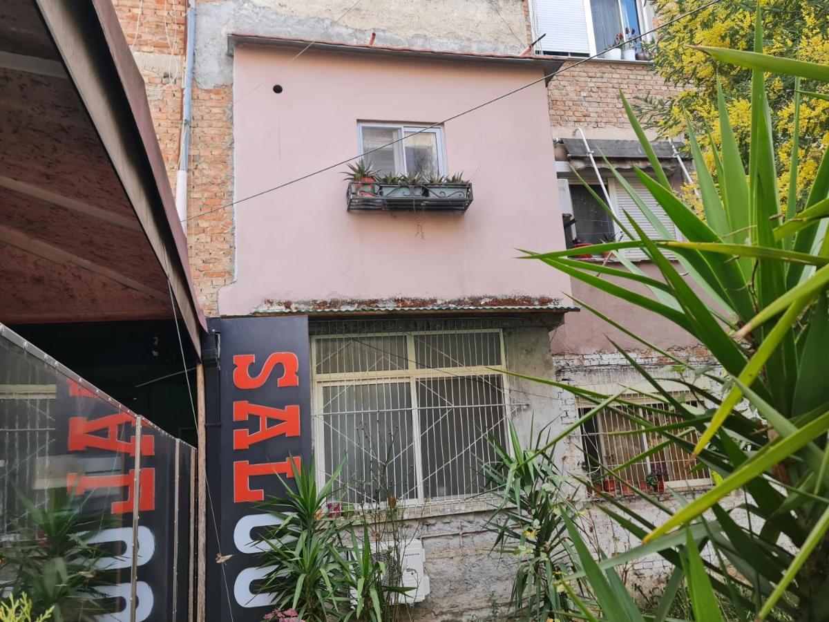 تيرانا Saloon Apartment المظهر الخارجي الصورة